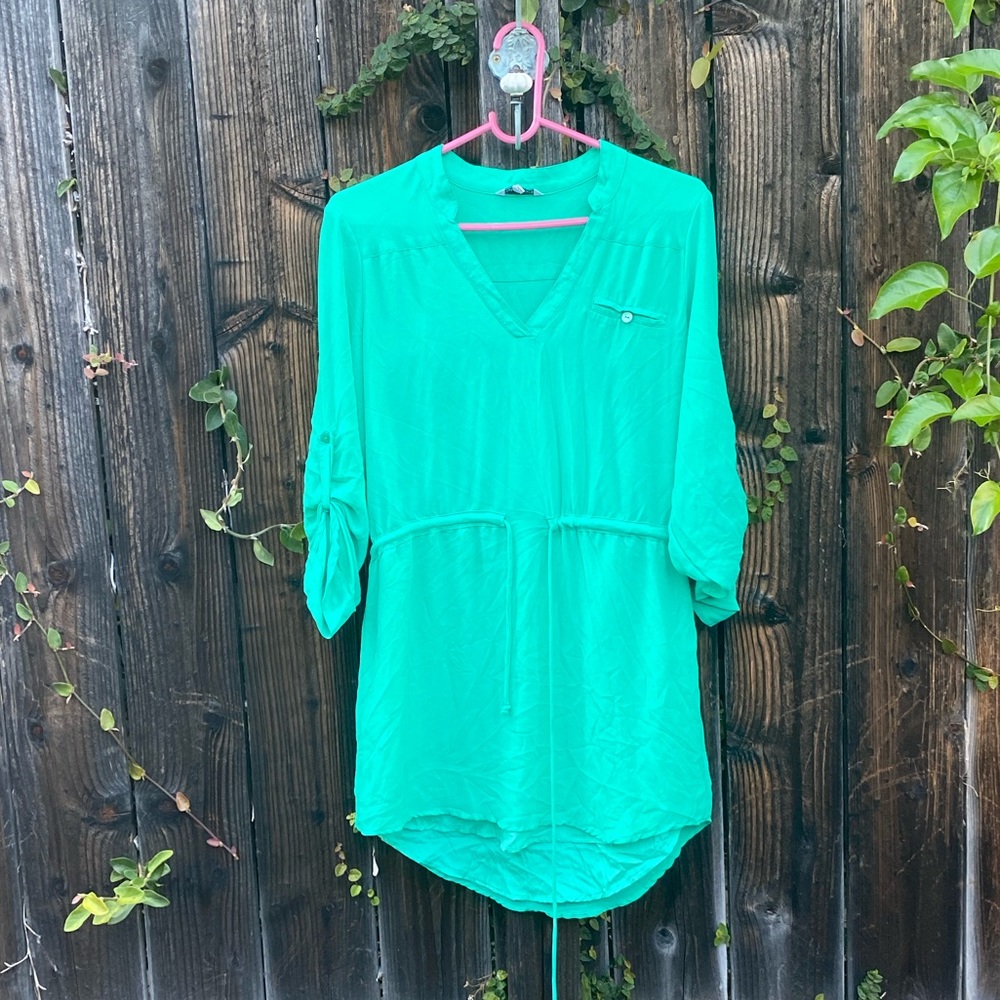 Turquoise top